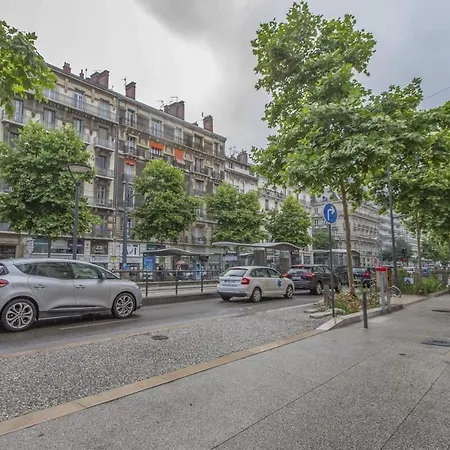 Lejlighed Modern With Garden Location Grenoble