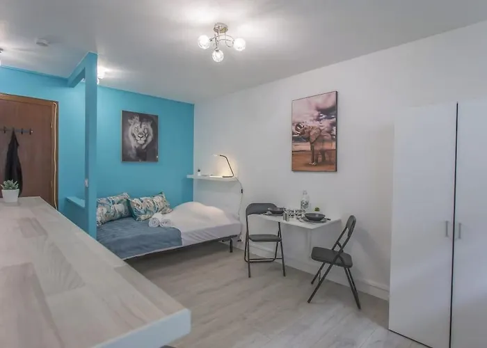 Modern With Garden Location * גרנובל