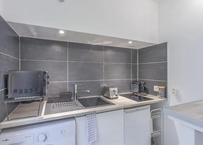 דירה Modern With Garden Location