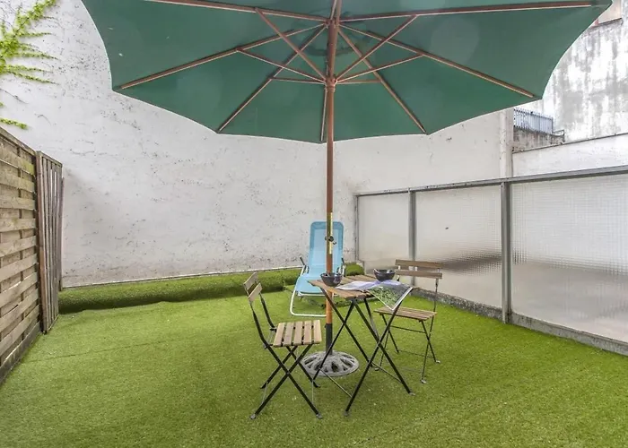 Modern With Garden Location דירה גרנובל